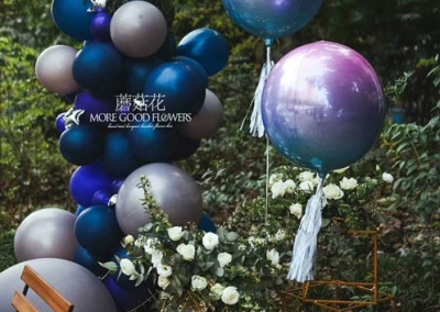 蓝紫渐变色气球造型图片分享-成都气球造型培训-成都蘑菇花花艺培训机构