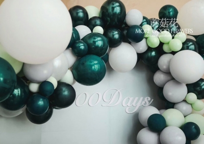 墨绿色简单气球造型教程_气球造型颜色搭配技巧-成都蘑菇花气球培训